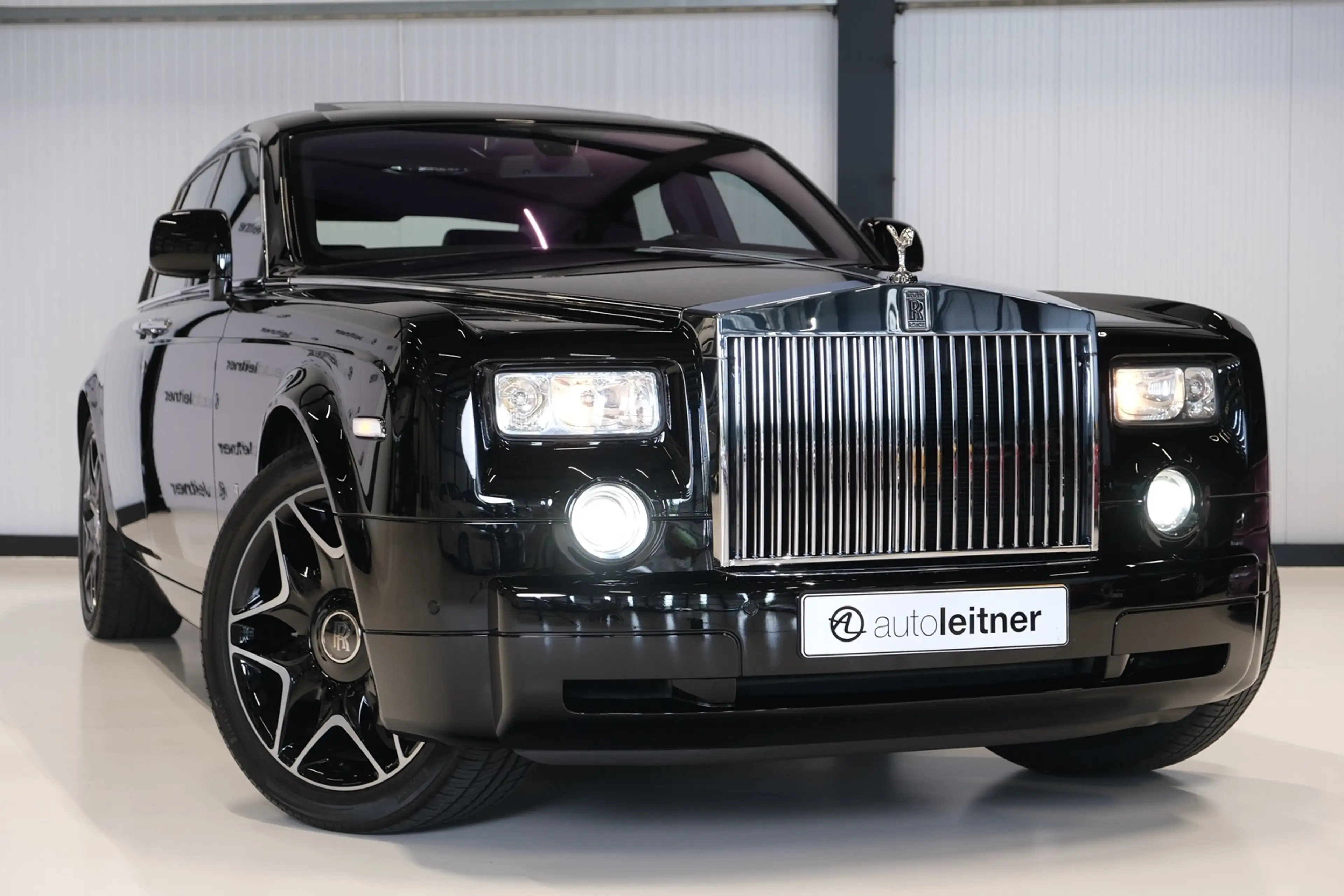 Rolls-Royce Phantom Bespoke Pearl Edition origineel 35.648 km