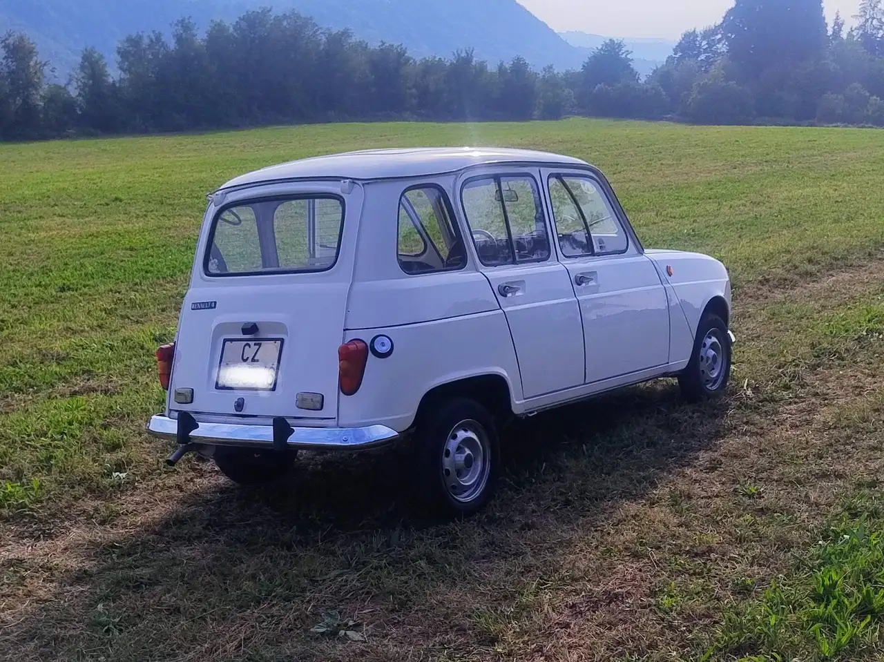 Renault R 4 R4 5p 956 TL, foto 2