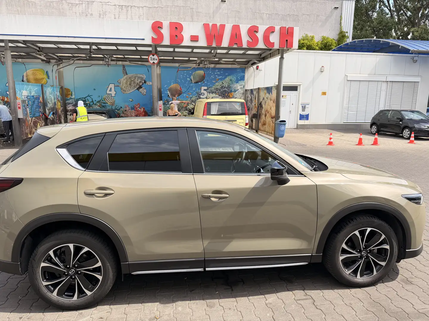 Mazda CX-5 e-SKYACTIV-G 194 Aut. Newground - 2