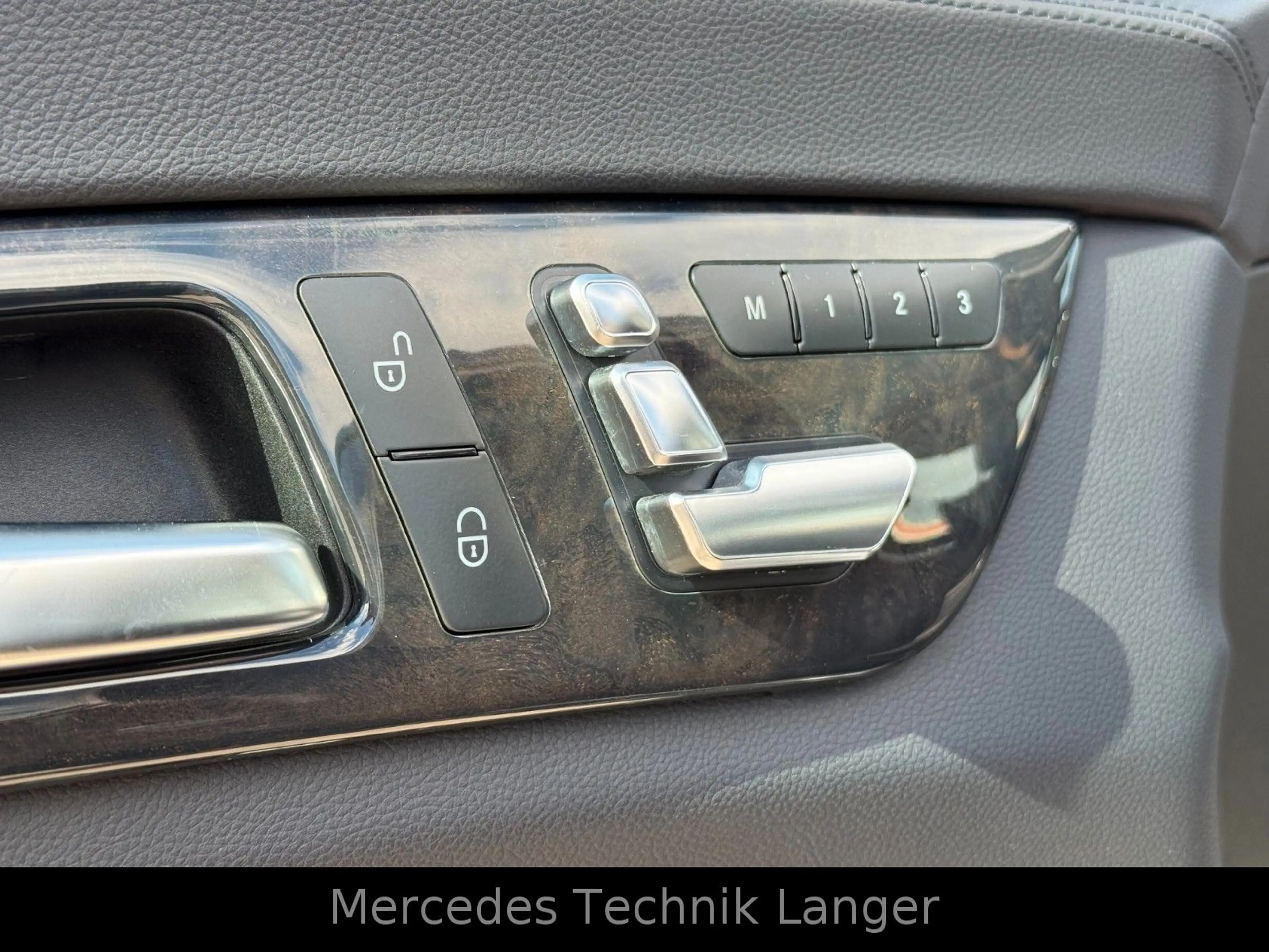 Mercedes-Benz CLS 350 CGI AMG PAKET — photo 14