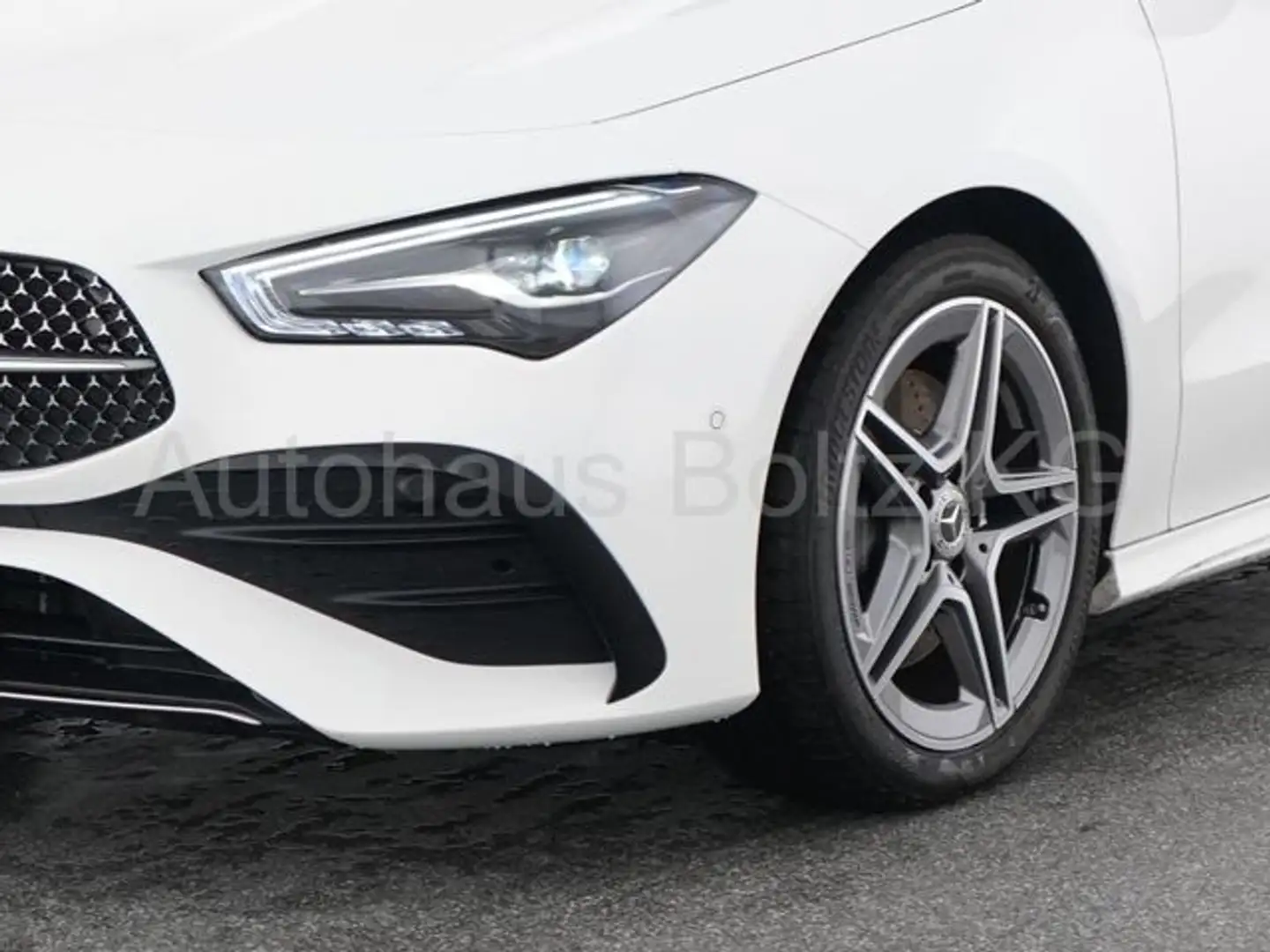 Mercedes-Benz CLA 200 AMG Adv. ENp 55000 Pano AHK Winter P. Blanc - 2