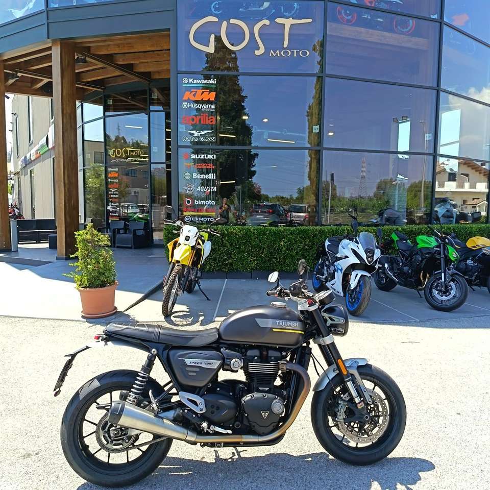 Triumph Speed Twin