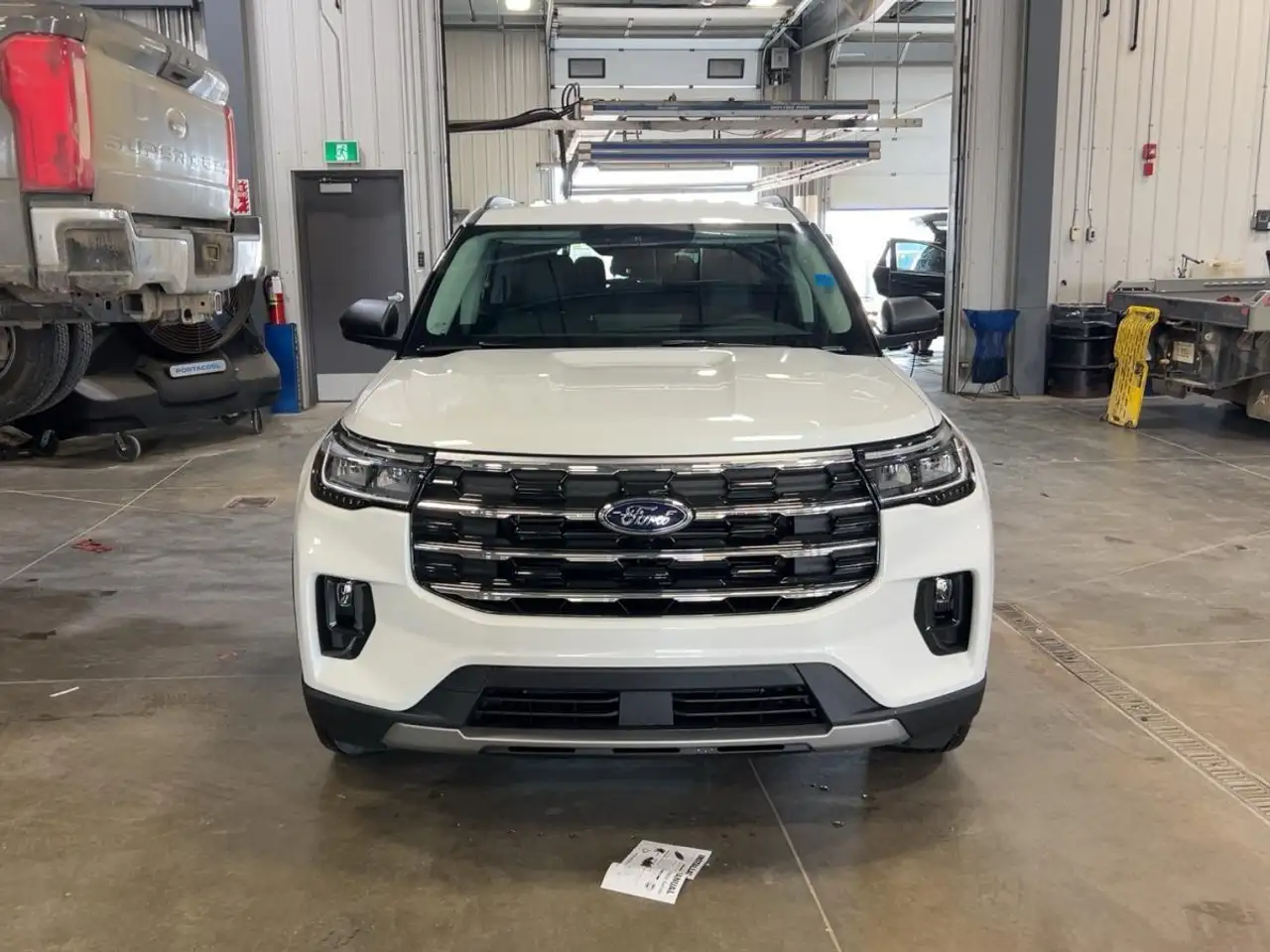 Ford Explorer снимка Ford Explorer