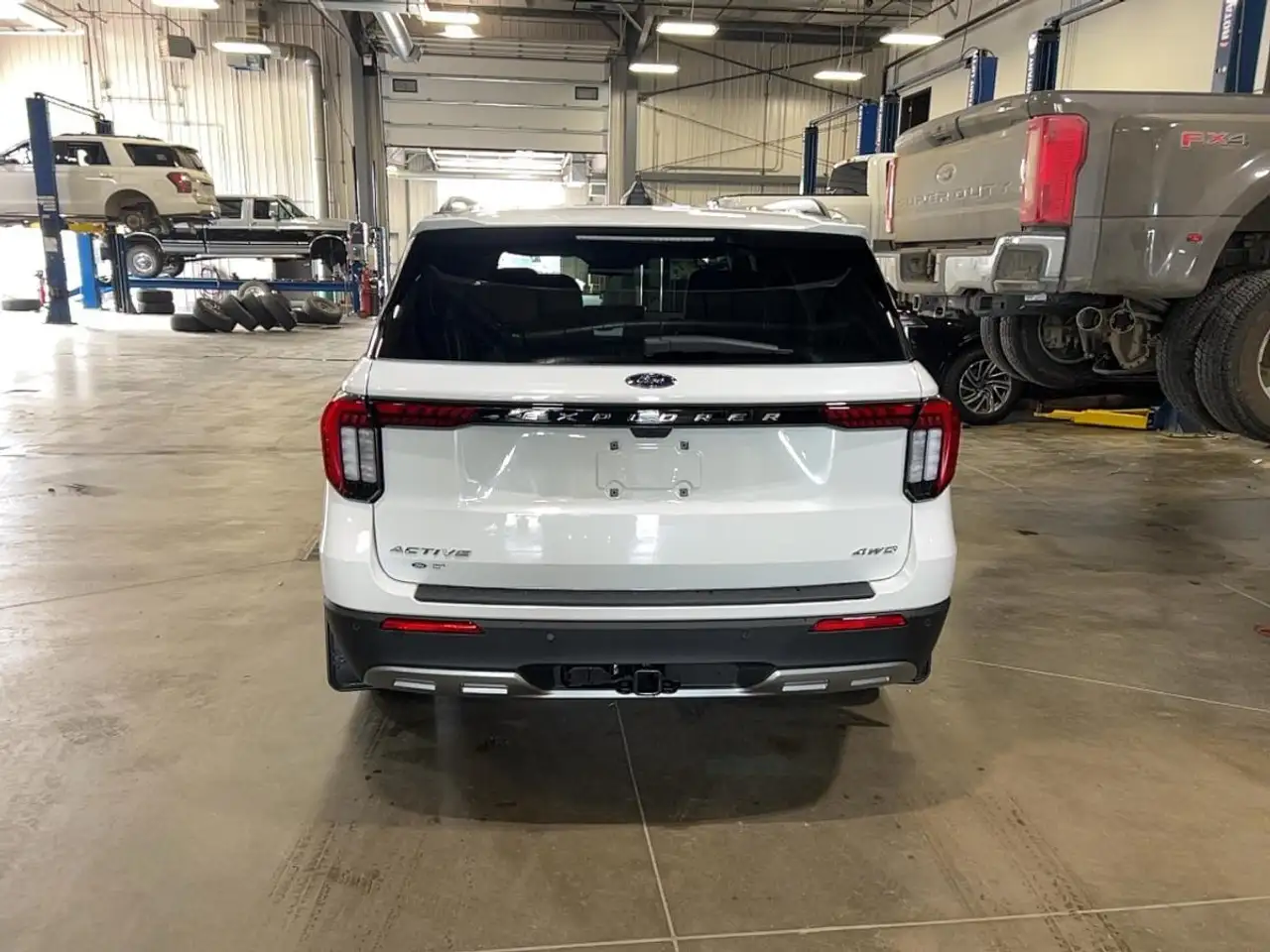 Ford Explorer снимка Ford Explorer