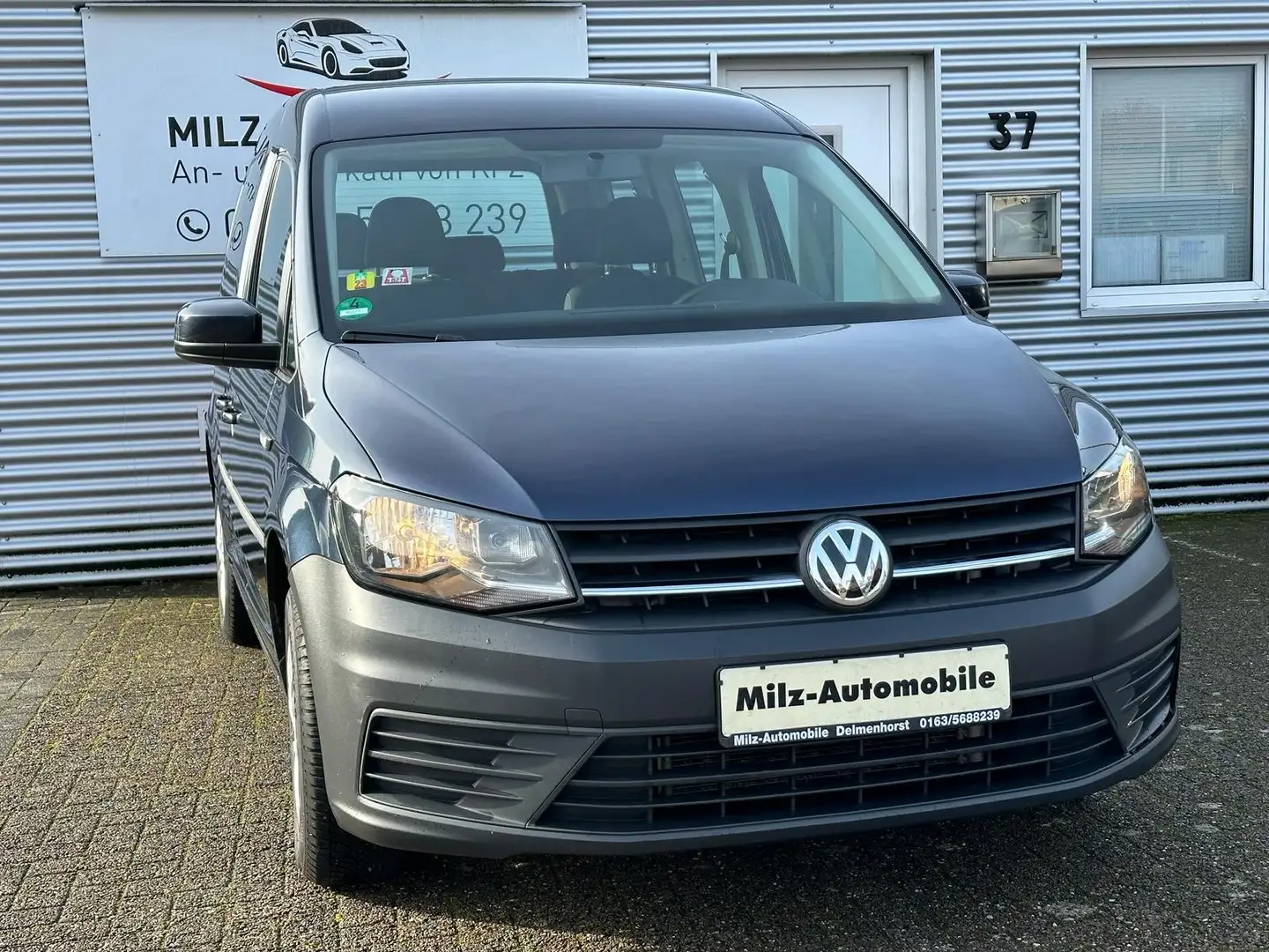 Volkswagen Caddy Trendline BMT Blau - 1