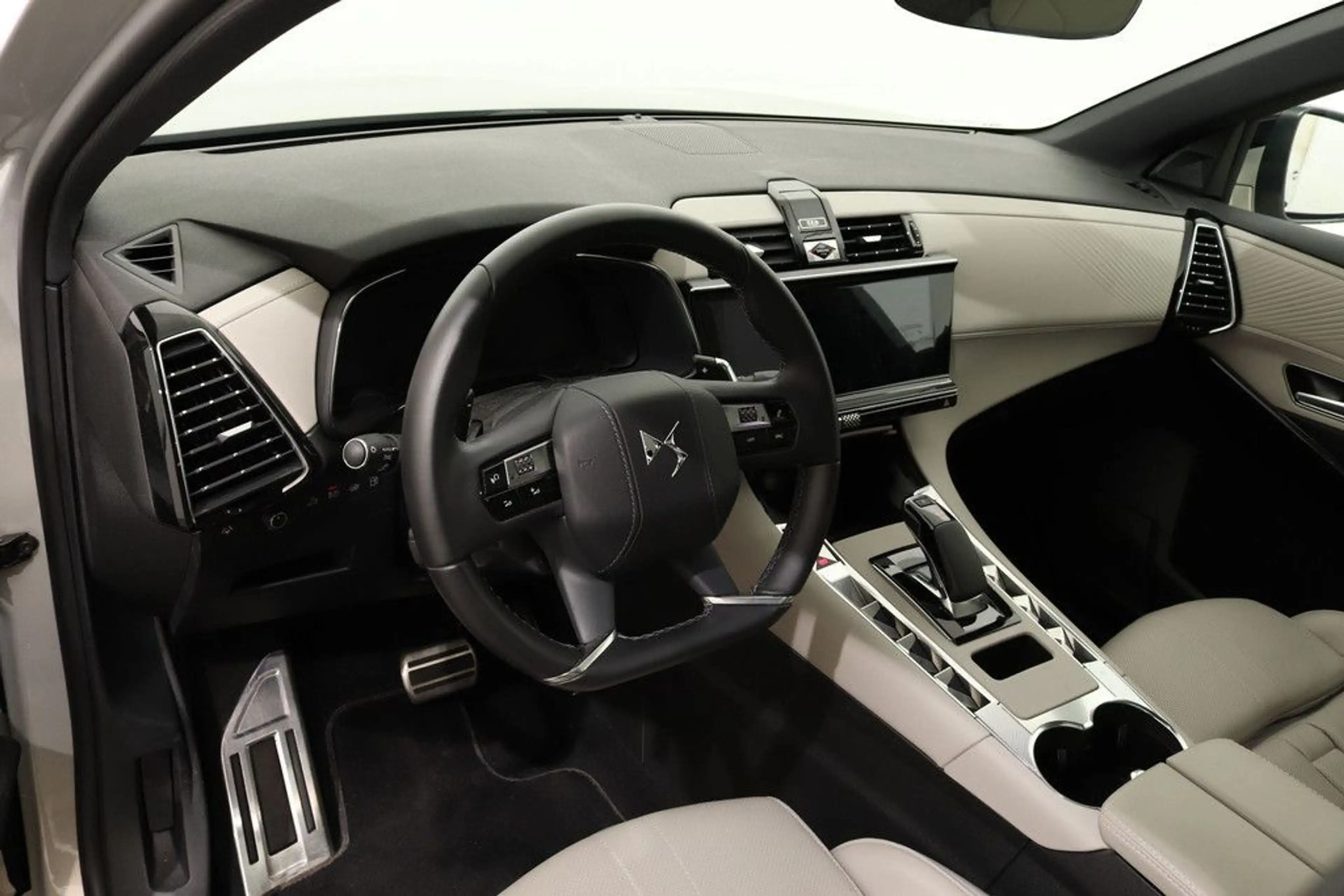 DS Automobiles DS 7 DS7 Opera E-Tense 4x4 360 Pano,21",Nappa,Focal — photo 10