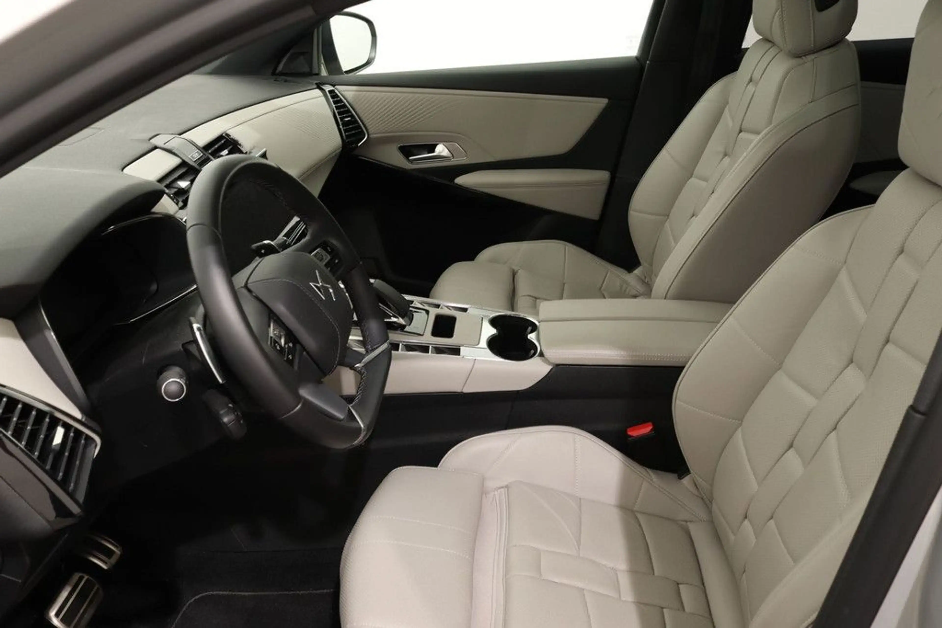 DS Automobiles DS 7 DS7 Opera E-Tense 4x4 360 Pano,21",Nappa,Focal — photo 9