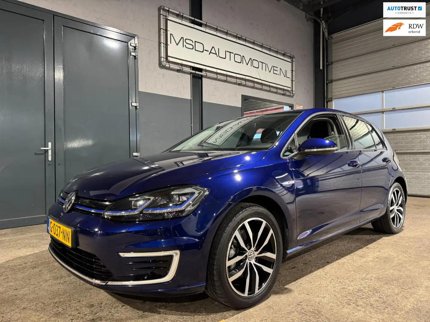 Volkswagen e-Golf E-DITION|DIGIDASH|NL-AUTO|TREKHAAK|LED! Blauw - 1
