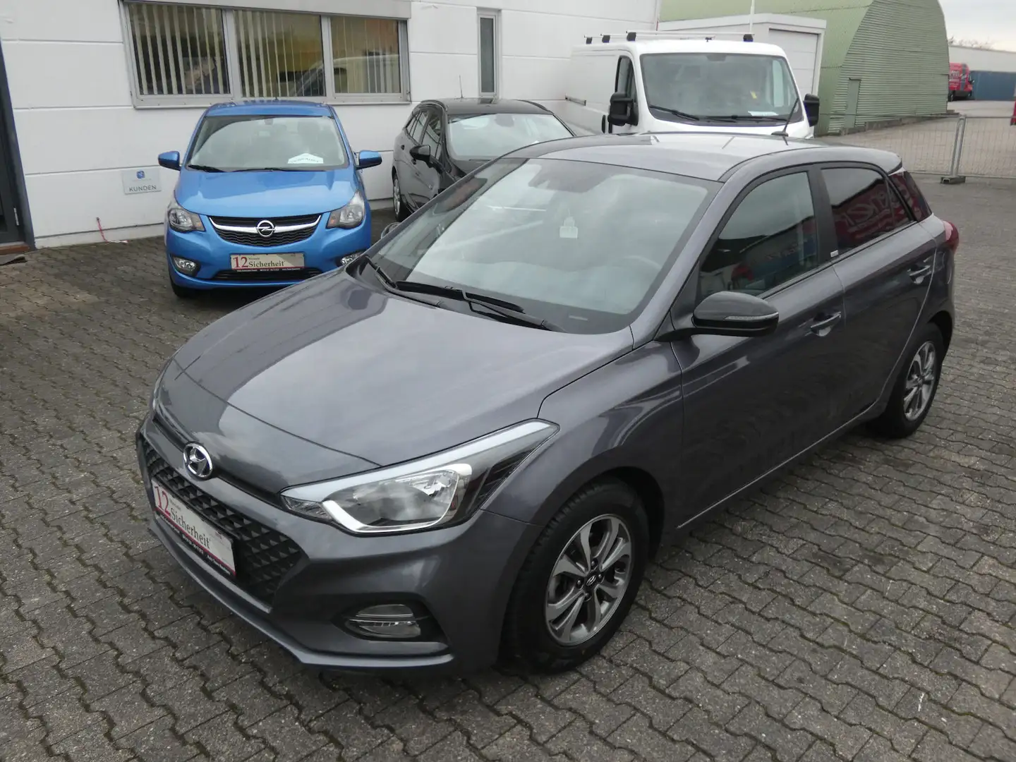 Hyundai i20 YES! *KAMERA*ALU*KLIMA*PDC*CAR-PLAY* Gris - 2