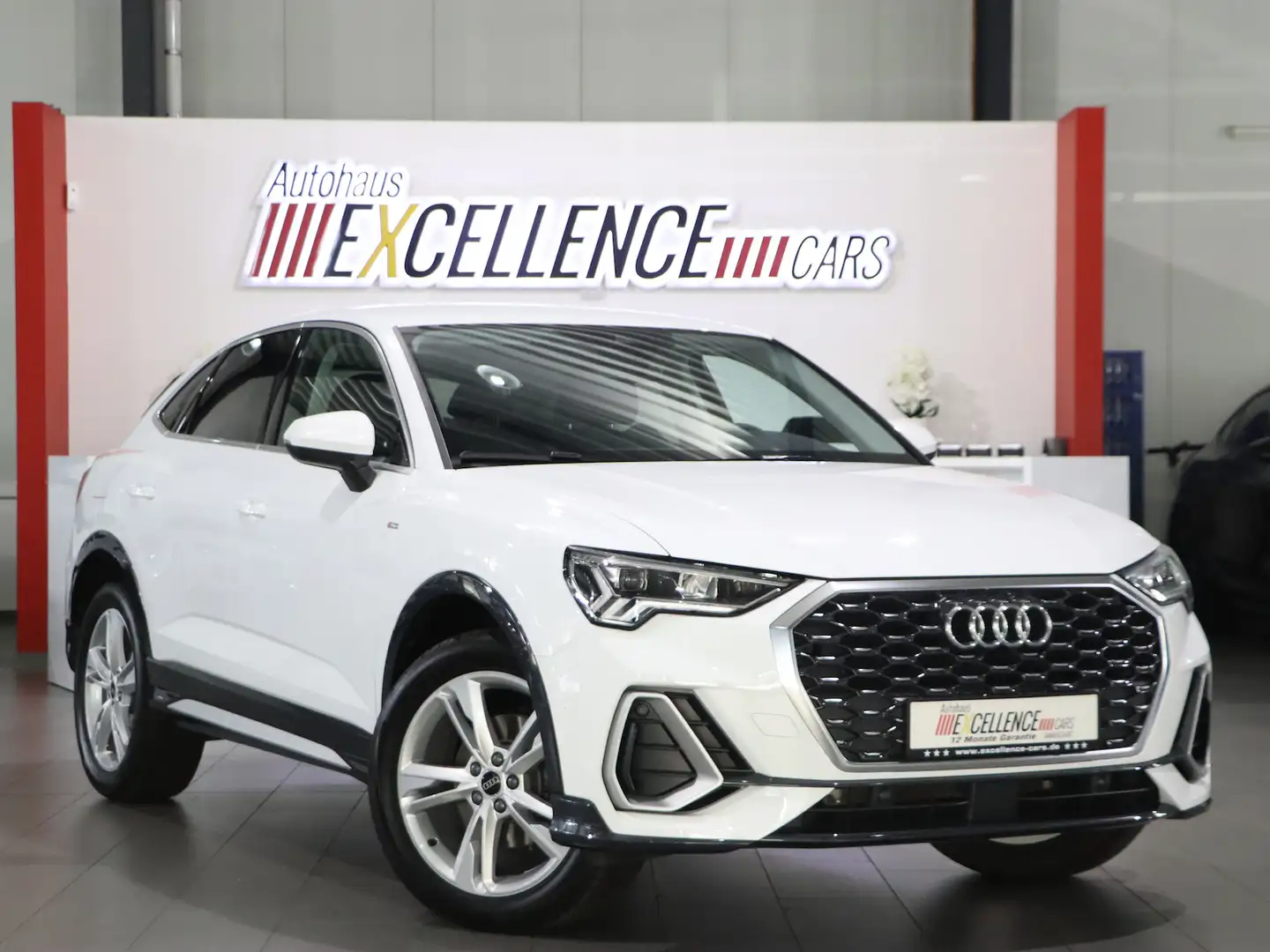 Audi Q3 SPORTBACK 35 TDI DESIGN S-LINE / VC / LED / Weiß - 1