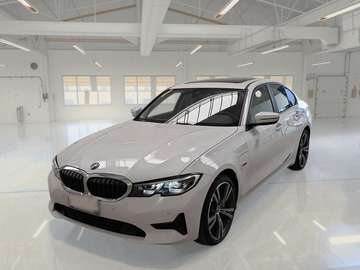 330E BUSINESS ADVANTAGE AUTO 4 PORTE BERLINA