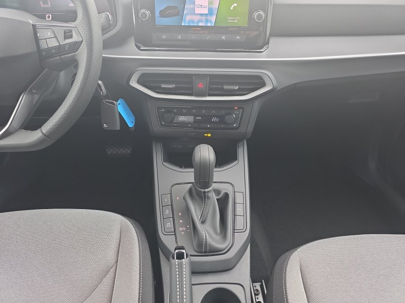 SEAT Arona FR 1,5TSI DSG aAHK/LED/ACC/Kamera/Winterp.     ** — photo 11
