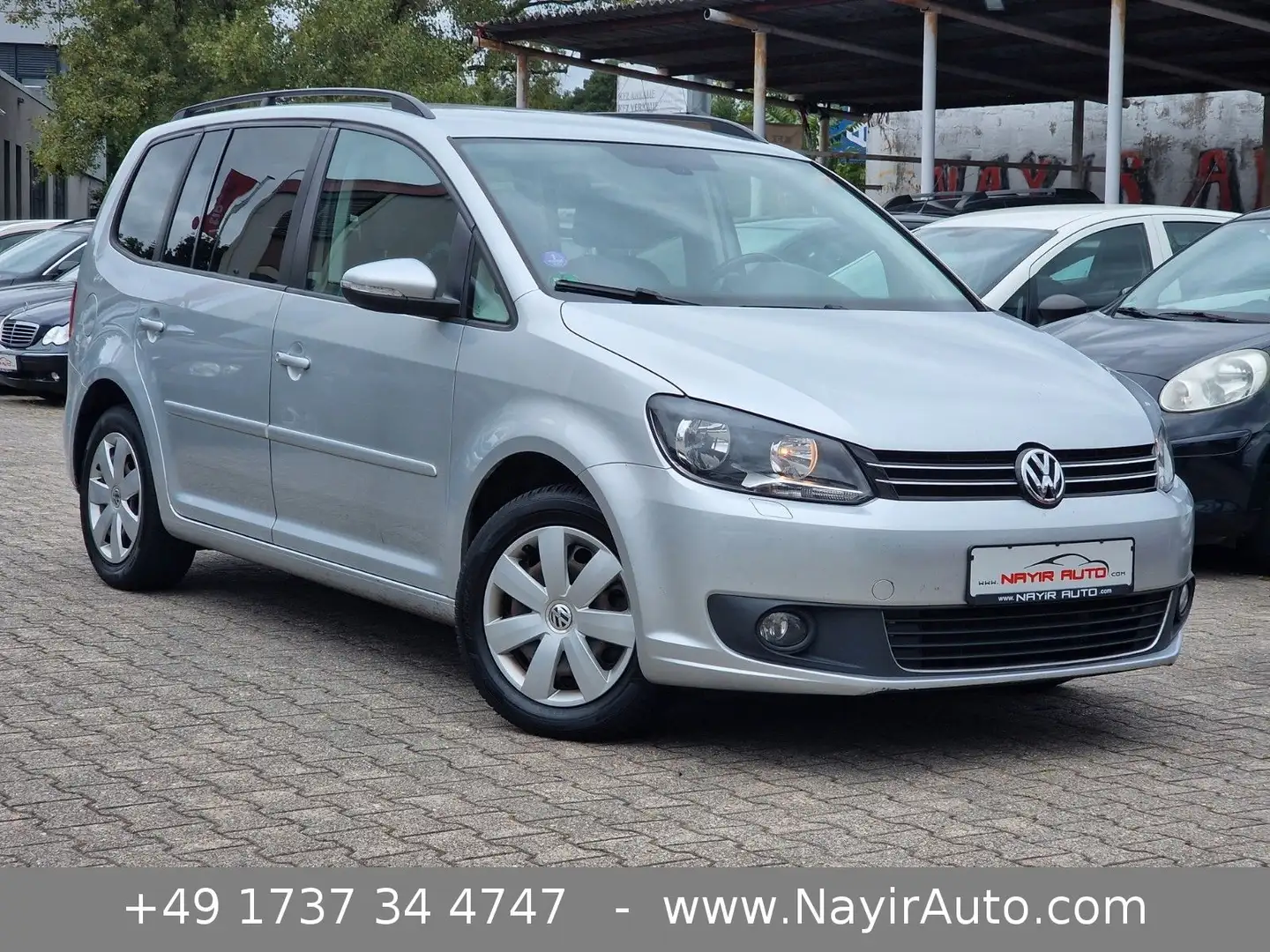 Volkswagen Touran Comfortline|7Sitz|Navi|PDC|Sitzheiz|8xRei Silber - 2