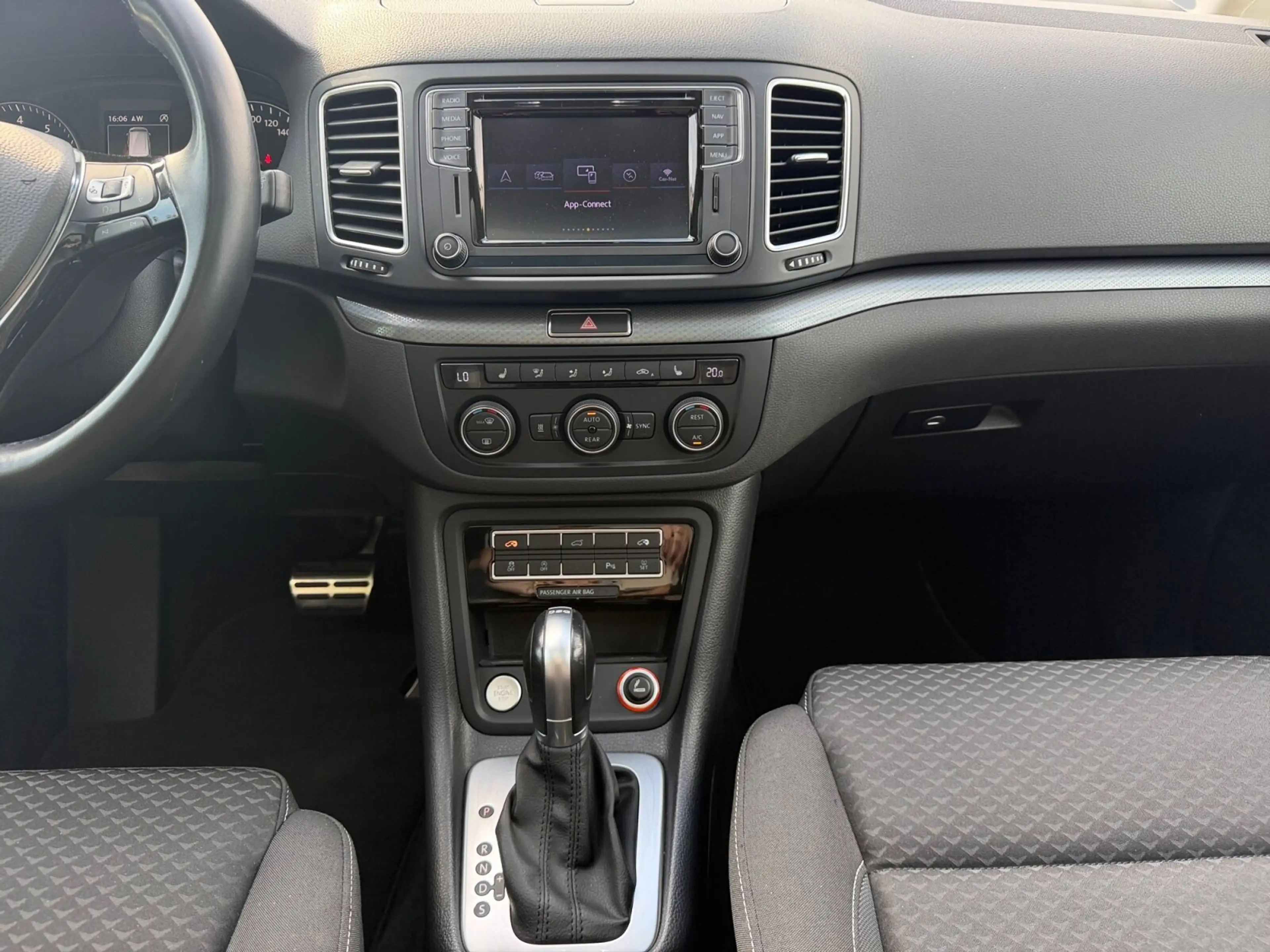 Volkswagen Sharan Sharan 1.4 TSI Active OPF (EURO 6d) Navi/SHD/BC — photo 12