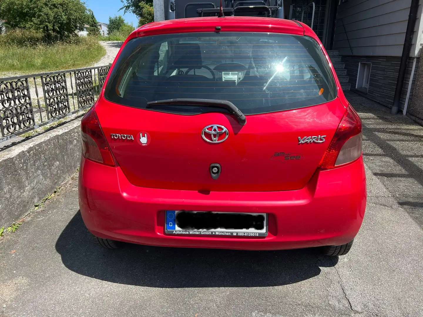 Toyota Yaris 1.0 VVT-i Team - 1