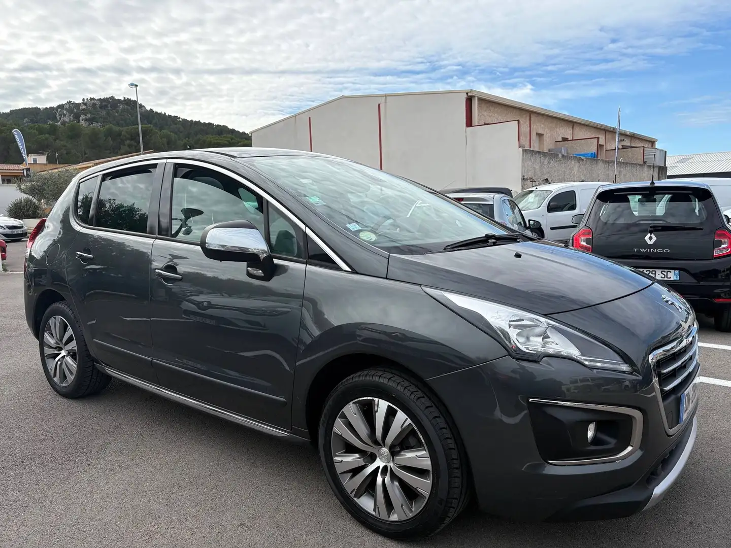 Peugeot 3008 1.6 BlueHDi 120ch Allure S\u0026amp;S Gris - 2