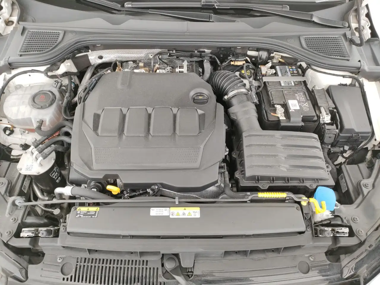 Volkswagen Golf 2.0 tdi r-line 150cv dsg 17