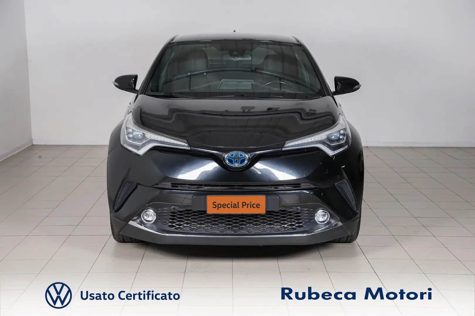 Toyota C-HR 1.8h Hybrid Lounge 2wd e-cvt 122CV crna - 2