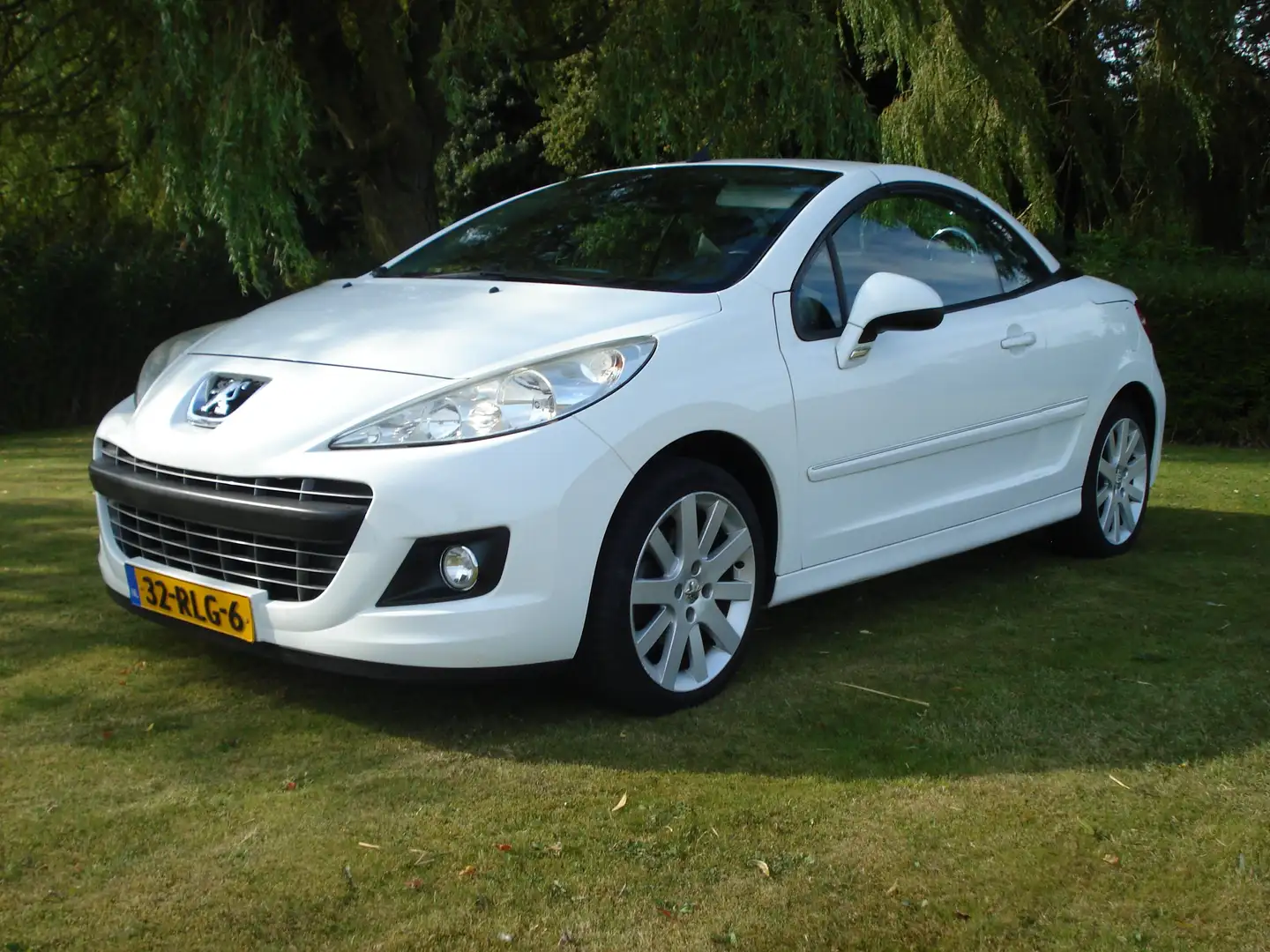 Peugeot 207 1.6 VTi Griffe Wit - 2