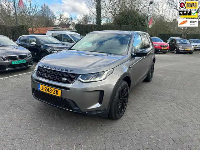 Land Rover Discovery Sport P300e 1.5 SE parkeersensoren voor en achter + came