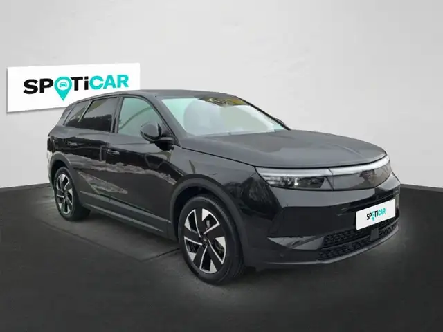 Opel Grandland view 3