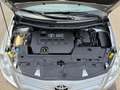 Toyota Auris Executive 1,6L 132PS Automatik Klima Срібний - thumbnail 20