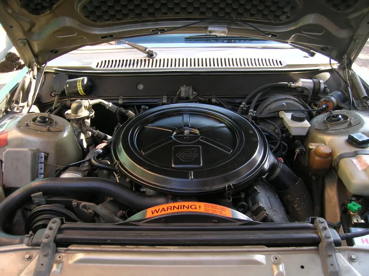 Volvo 264 GL, foto 12
