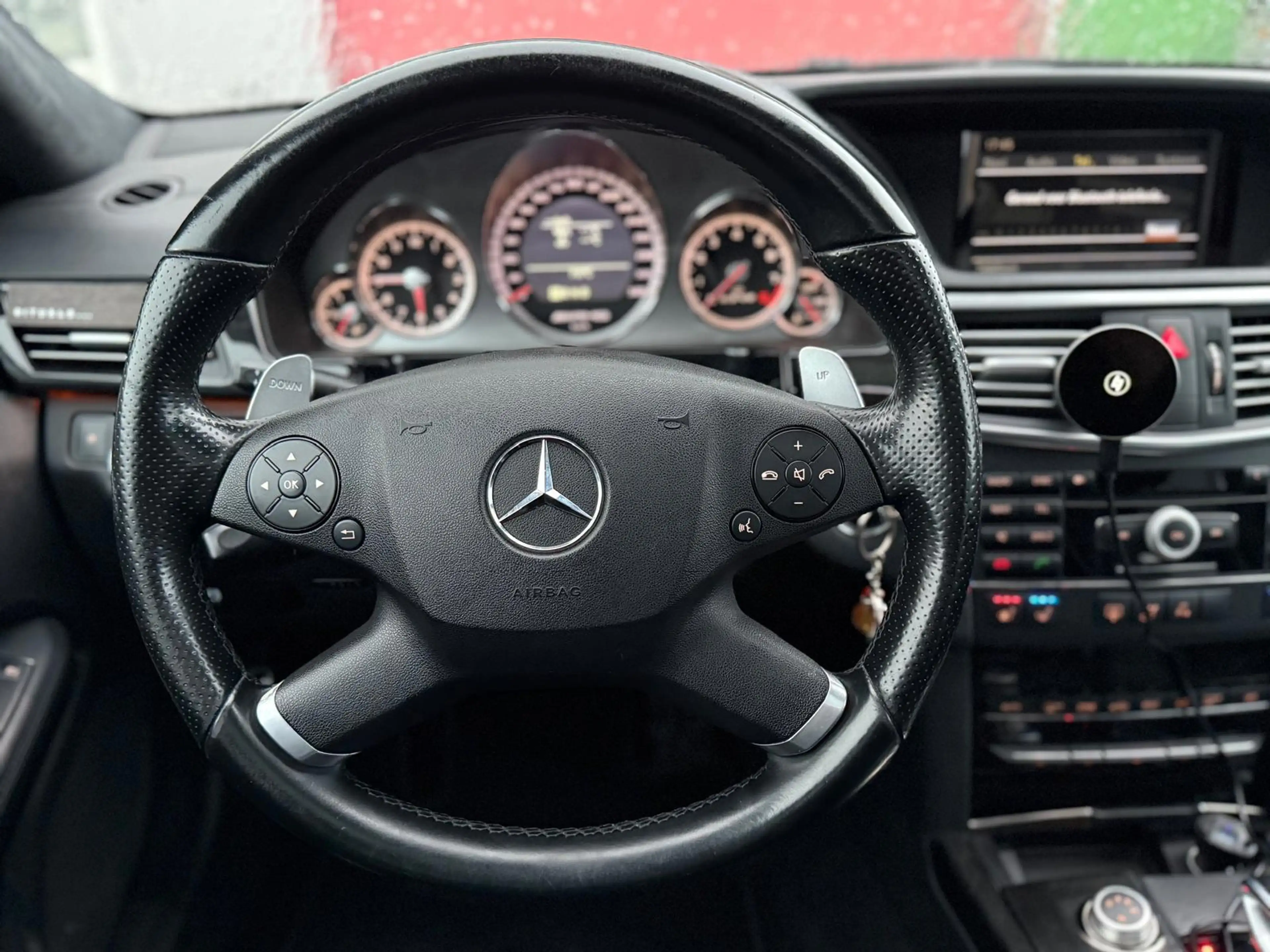Mercedes-Benz E 63 AMG Package Pano/Dak/Camera — photo 14