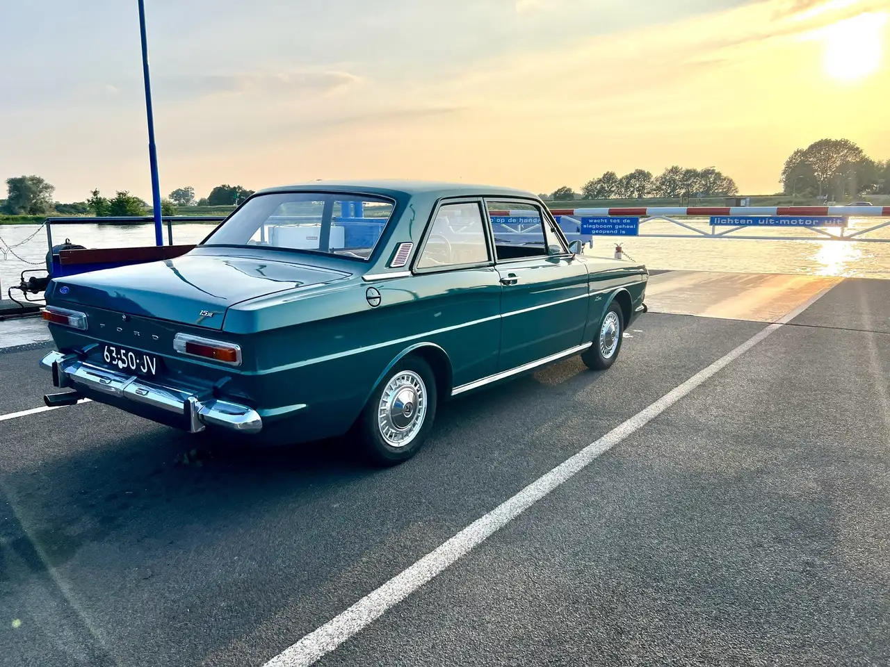 Ford Taunus 15M P6, foto 12