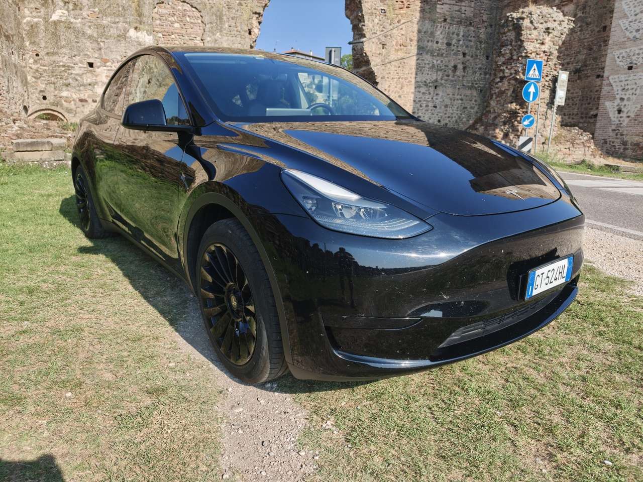 Tesla Model Y Single Motor rwd
