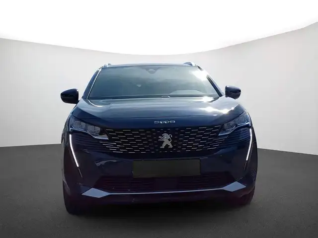 Peugeot 5008 view 2