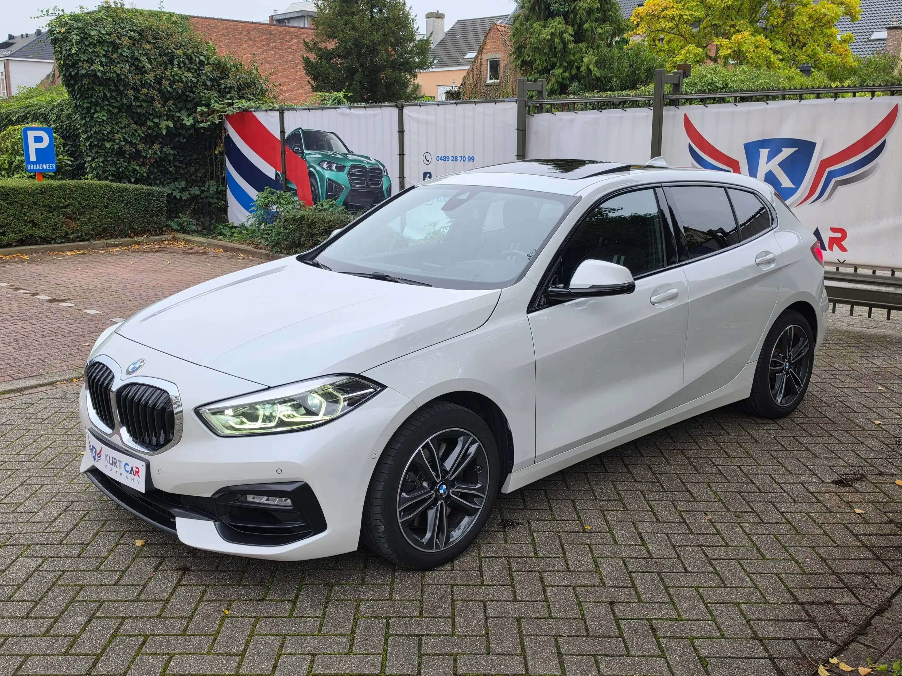 BMW 120 i Sport Line | Panoramadak | Harman/Kardon | Camera | Pano | Head-Up Display | CarPlay & Android | Adaptive LED — photo 3