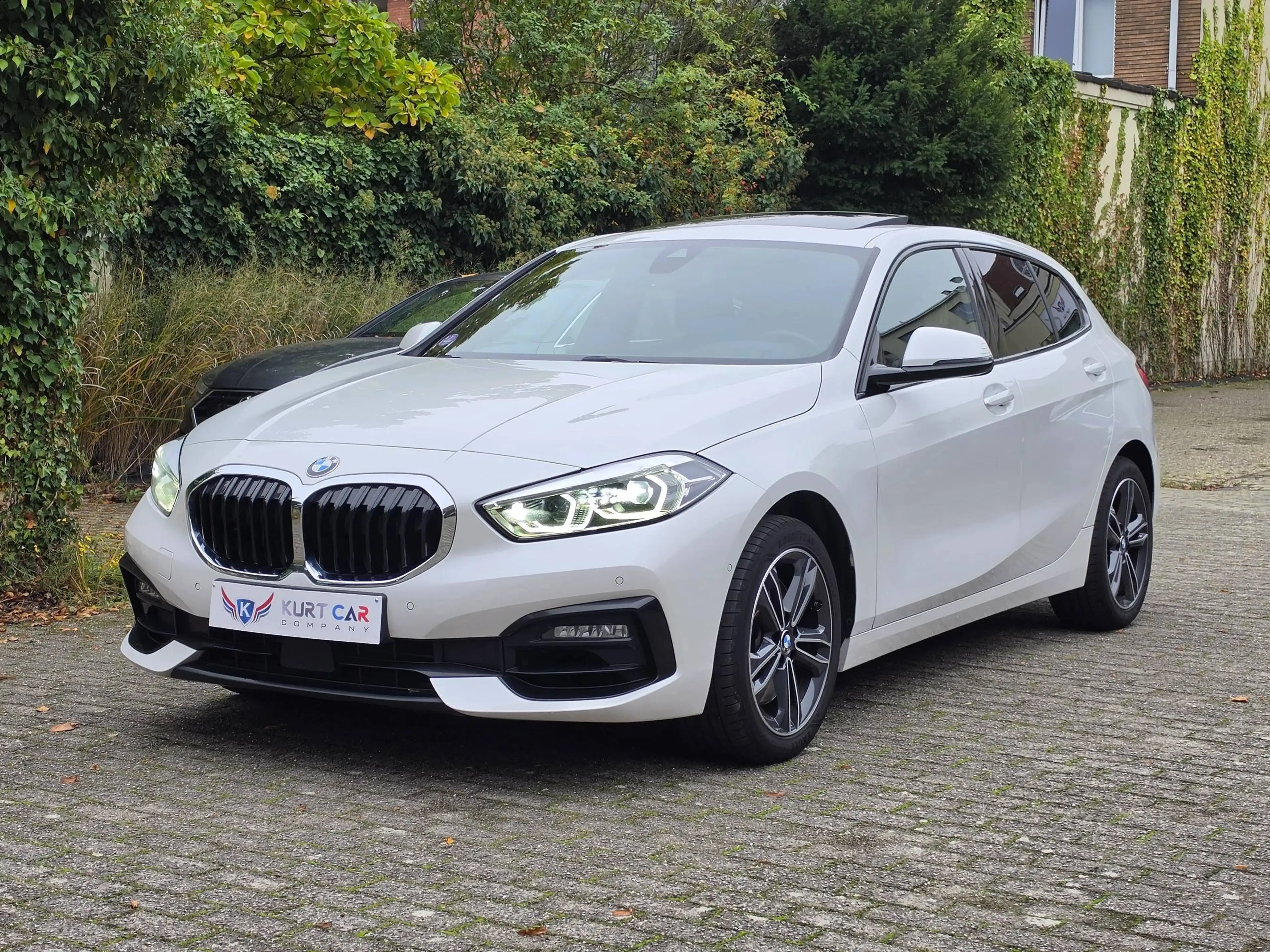 BMW 120 i Sport Line | Panoramadak | Harman/Kardon | Camera | Pano | Head-Up Display | CarPlay & Android | Adaptive LED — photo 5