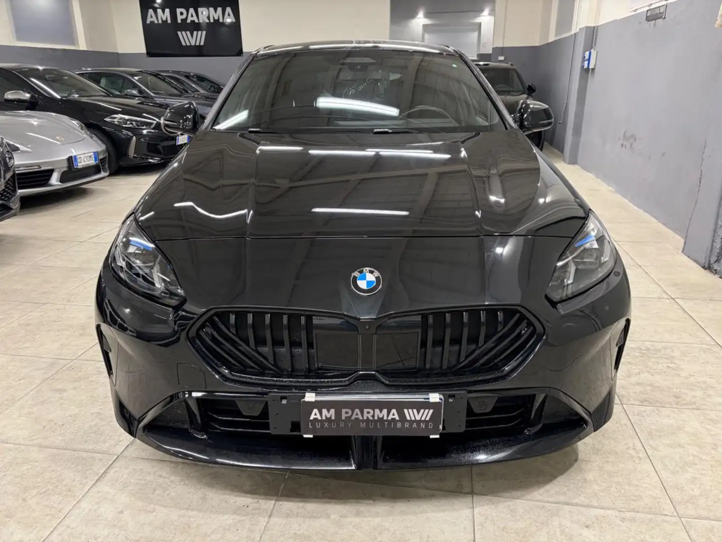 BMW 118 d MSport Pro Schwarz - 2