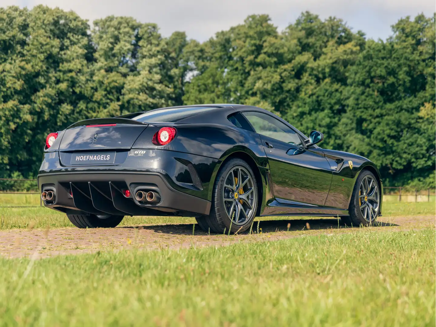 Ferrari 599 6.0 GTO, Nero Daytona, Low Mileage Noir - 2