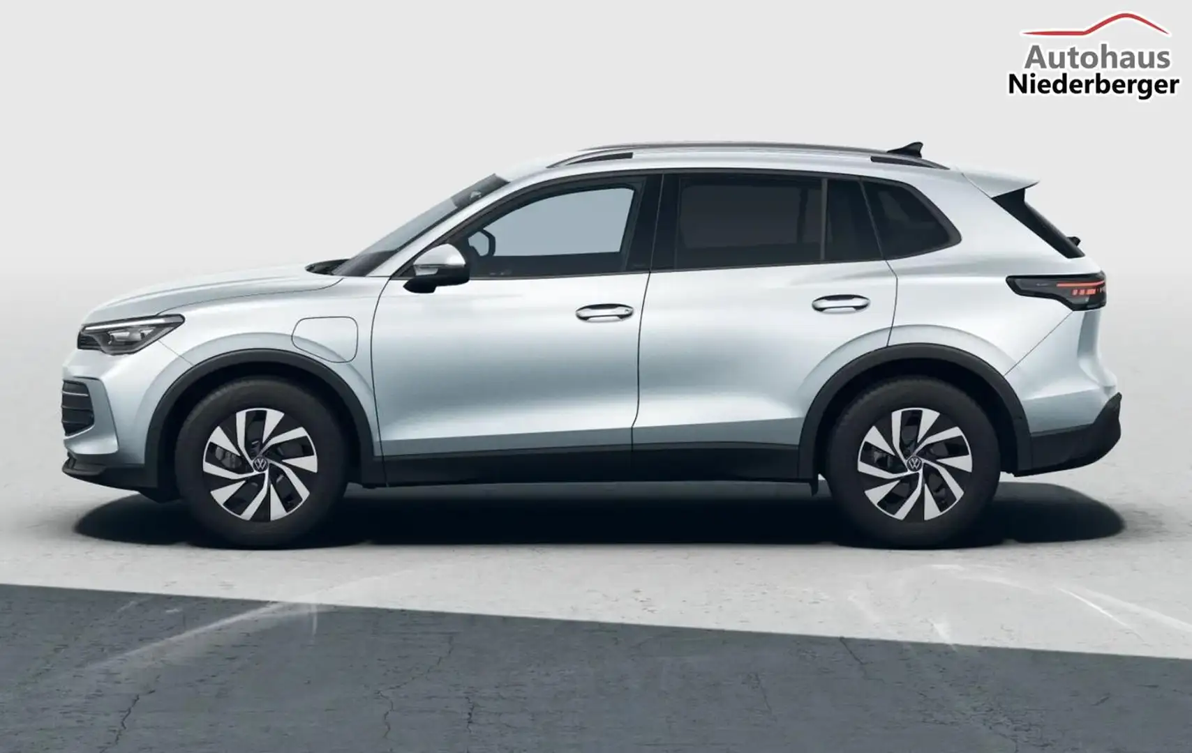 Volkswagen Tiguan eHybrid 204 LED+ eHK ParkA ACC SHZ 5J.Gar 150 k... Silber - 2