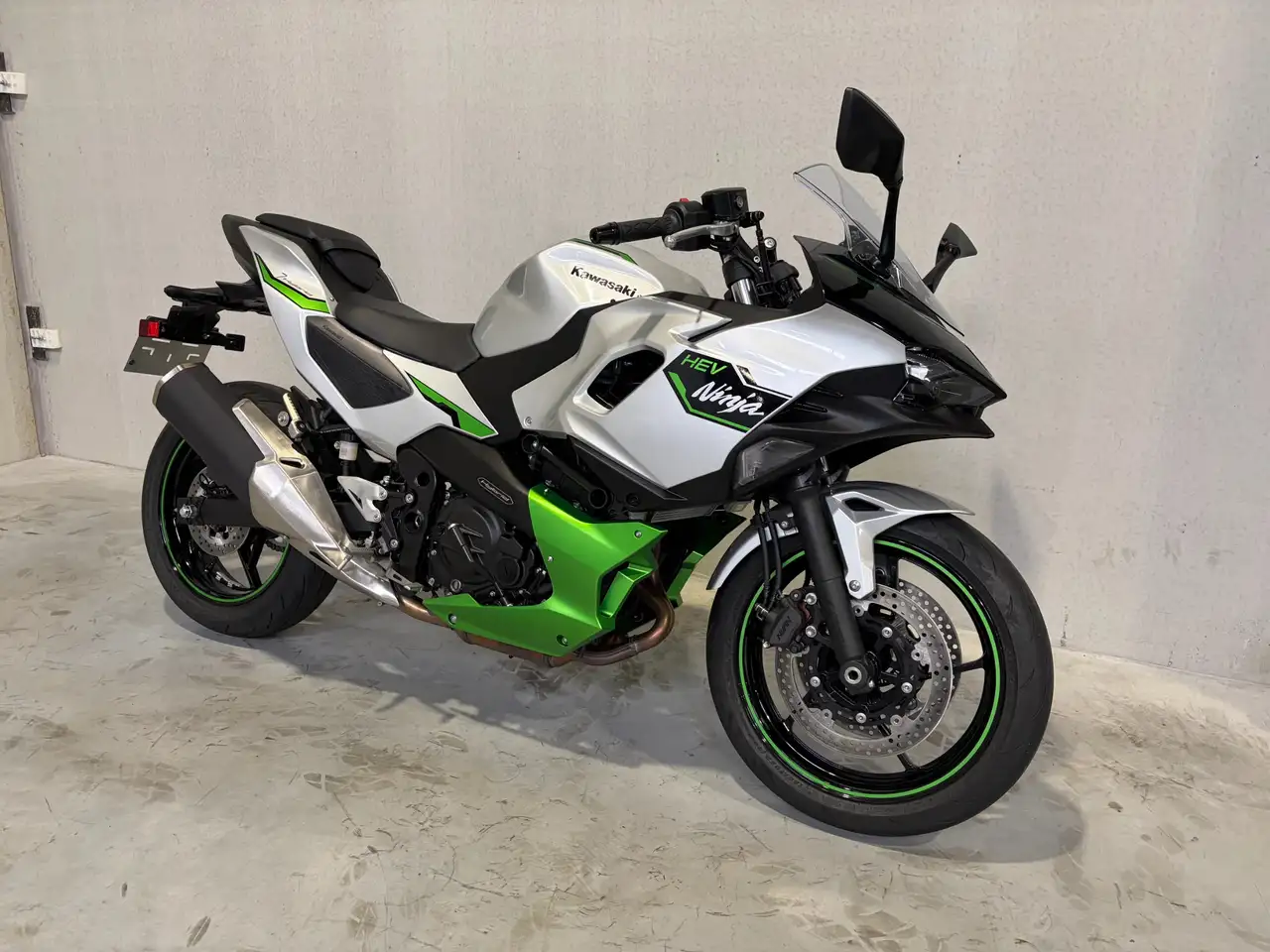 Kawasaki Ninja 7 Hybrid