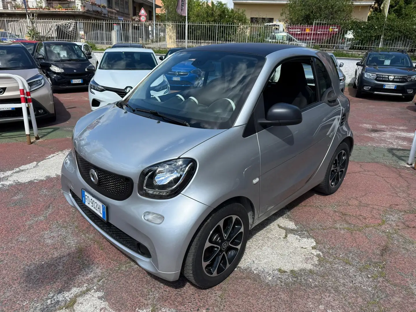 smart forTwo 71cv *IDEALE PER NEOPATENTATI Argento - 1