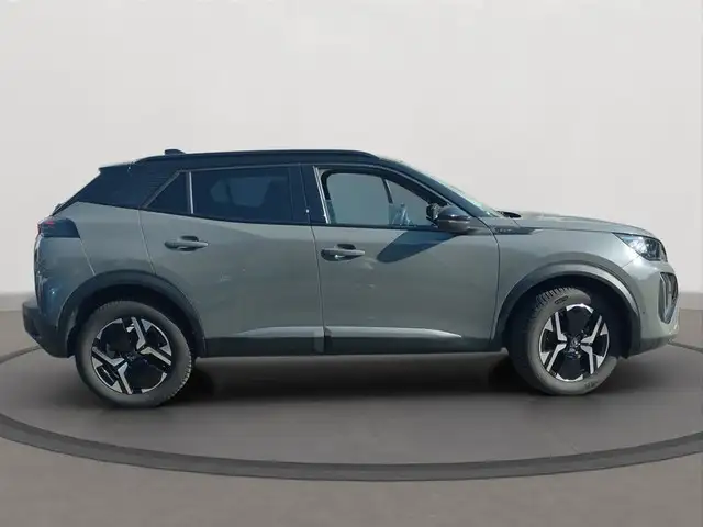 Peugeot 2008 view 2