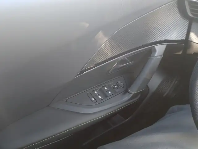 Peugeot 2008 view 14
