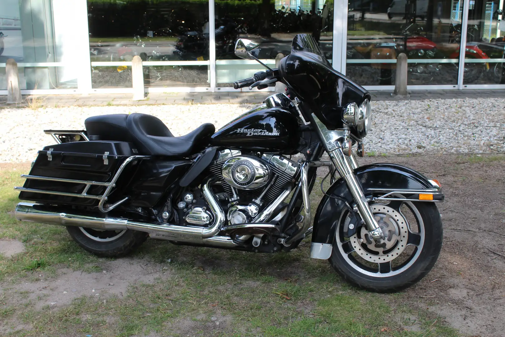 Harley-Davidson Ultra Classic FLHT-P Ultra Glide Police Special Zwart - 1