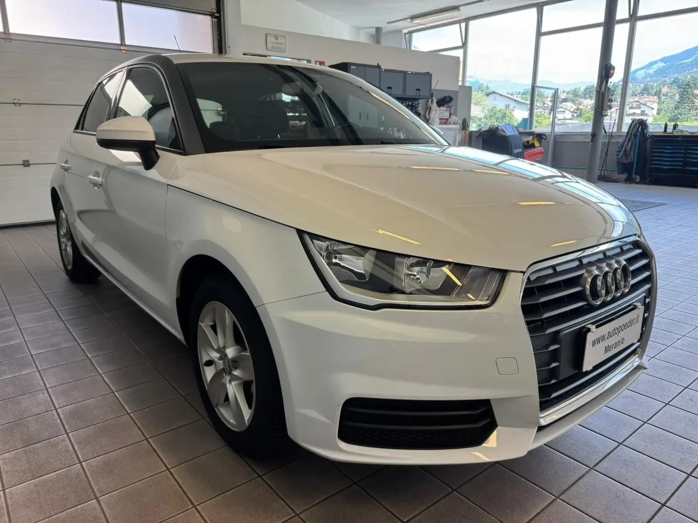 Audi A1 A1 SPB 1.0 TFSI ultra Sport Bianco - 2