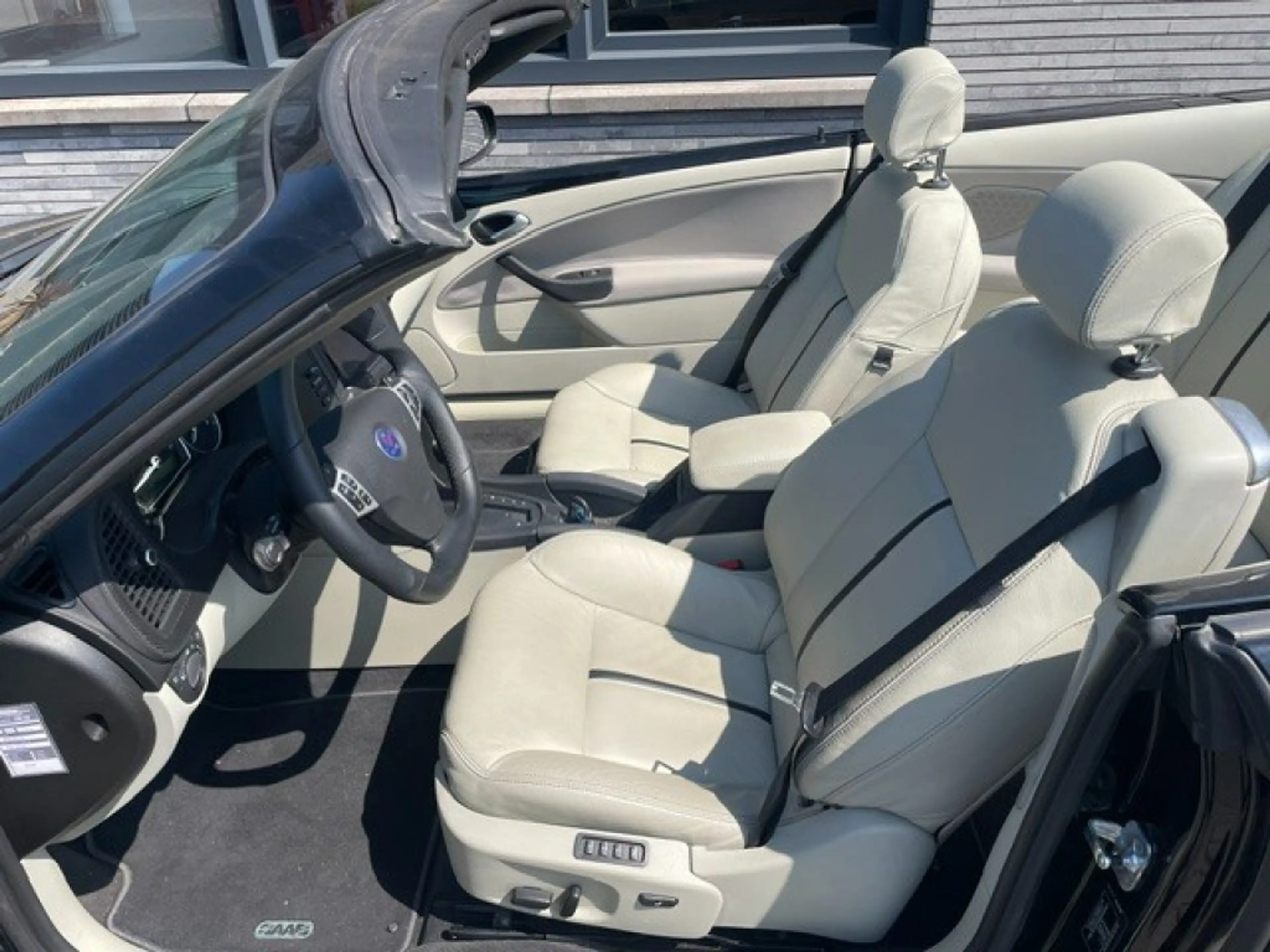 Saab 9-3 - — photo 15