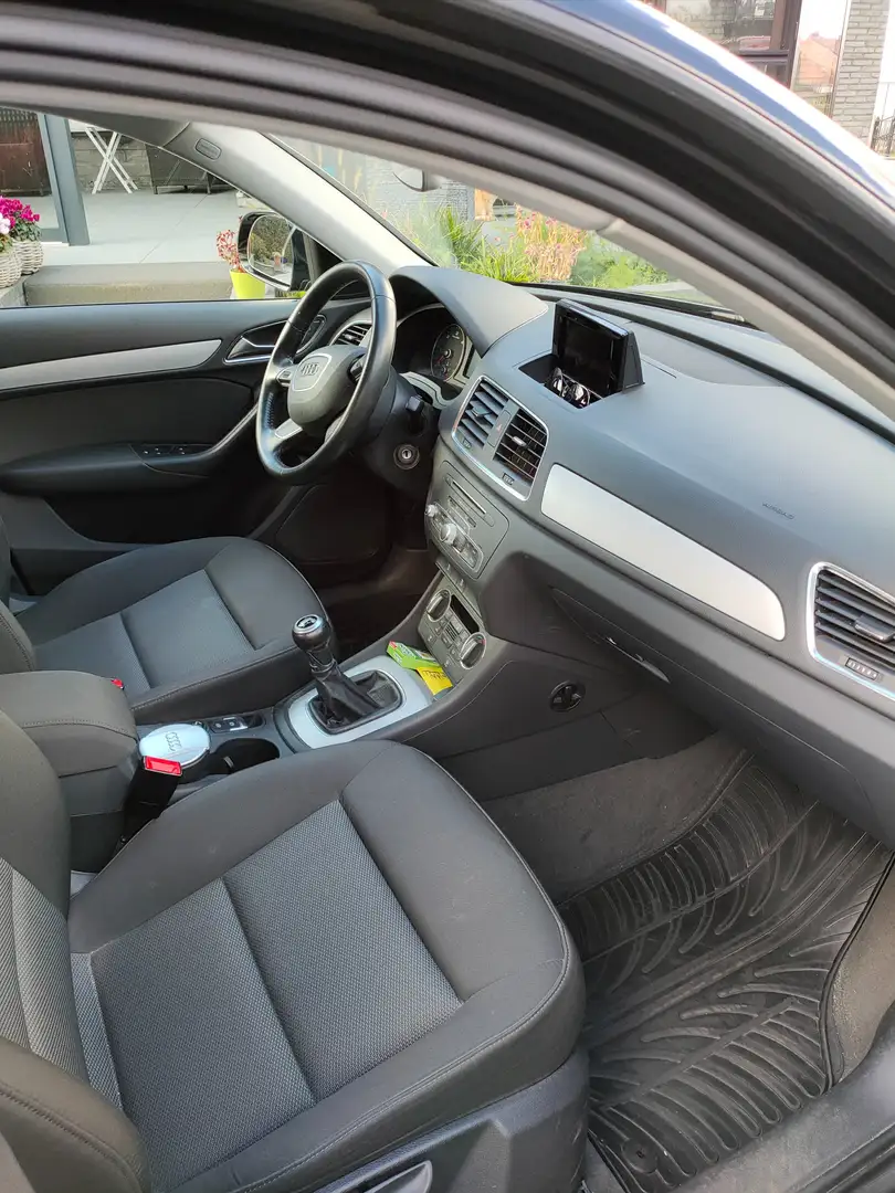 Audi Q3 Q3 2.0 TDI design Zwart - 2