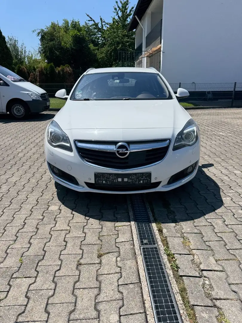 Opel Insignia 2.0 Bit.CDTI Sp Tourer Navi,ACC,8Fach Weiß - 2