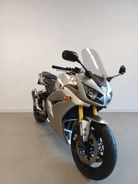 Yamaha FZ 1 - foto 4