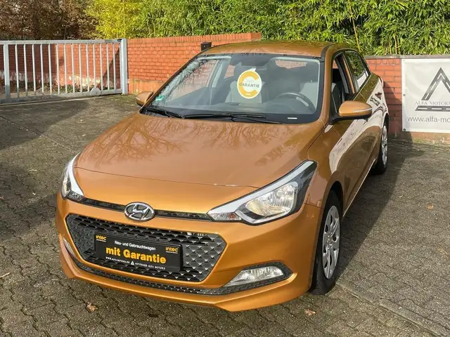 Hyundai i20 Basis // 1-Hand // Garantie // Scheckheft //