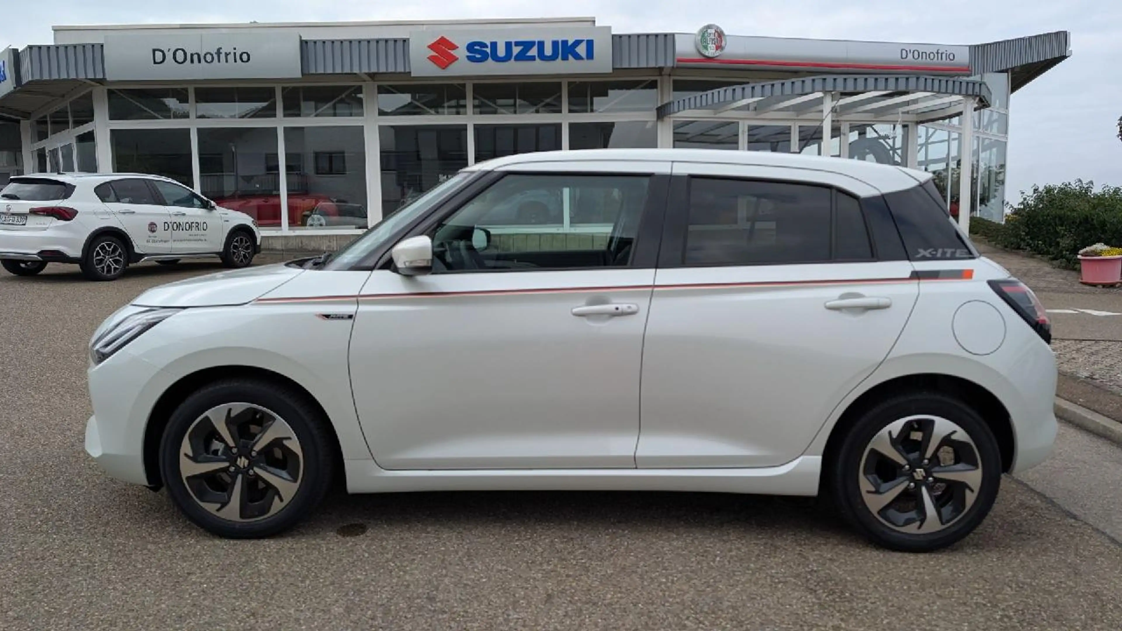 Suzuki Swift 1.2 Dualjet Hybrid 60 kW Comfort+ X-ITE mit WKR — photo 8