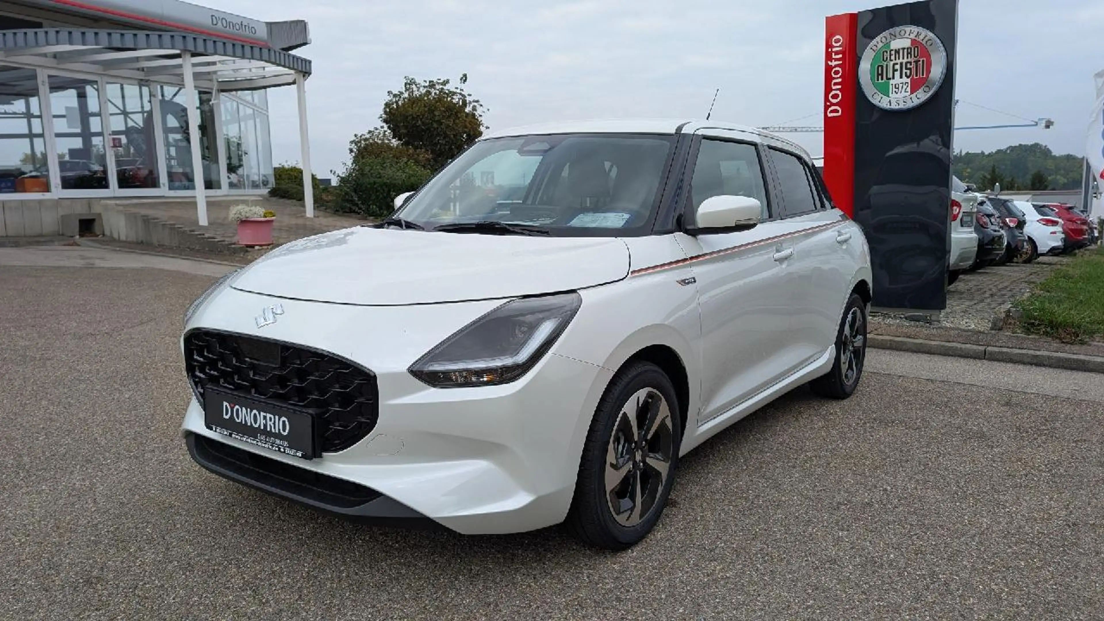 Suzuki Swift 1.2 Dualjet Hybrid 60 kW Comfort+ X-ITE mit WKR