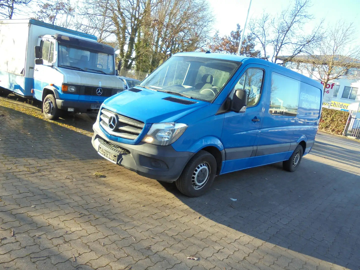 Mercedes-Benz Sprinter 310/311/313/314/316 CDI (906.631/633/635/637) Bleu - 1